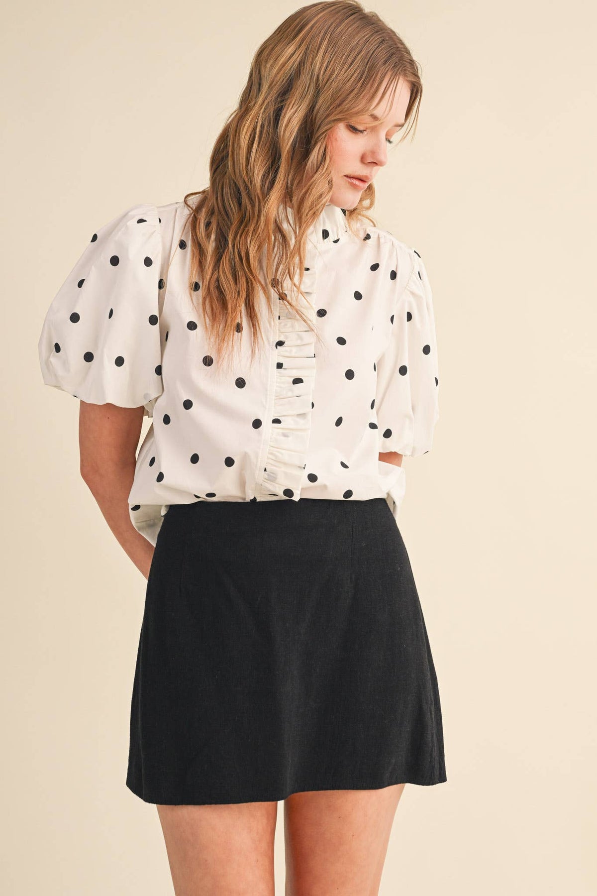 POLKA DOT RUFFLED BUTTON DOWN TOP