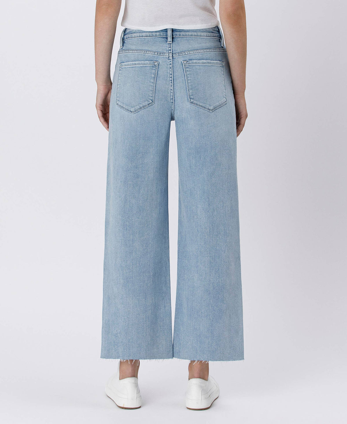 HIGH RISE WIDE LEG JEANS in Vintage Blue