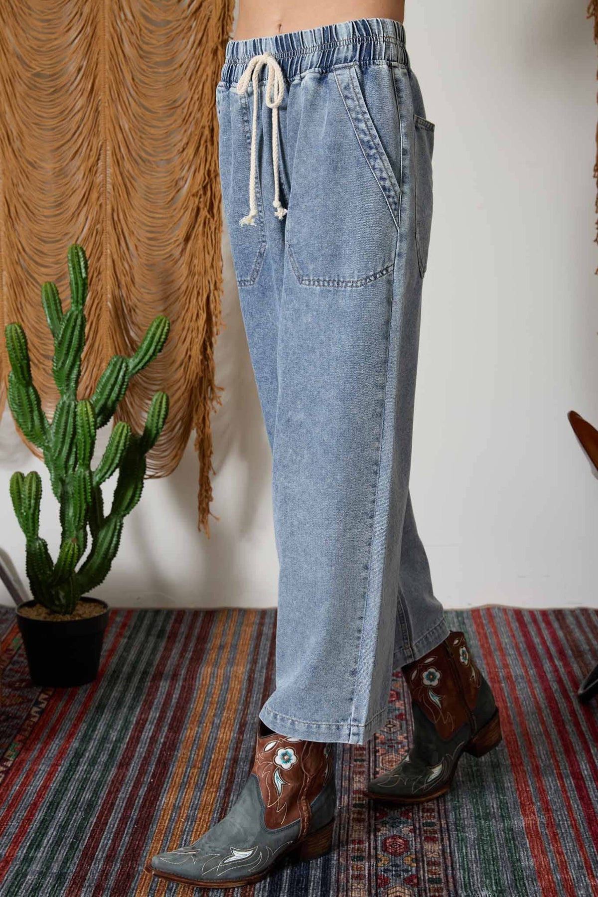 WASHED DRAWSTRING WAIST WIDE LEG DENIM PANTS