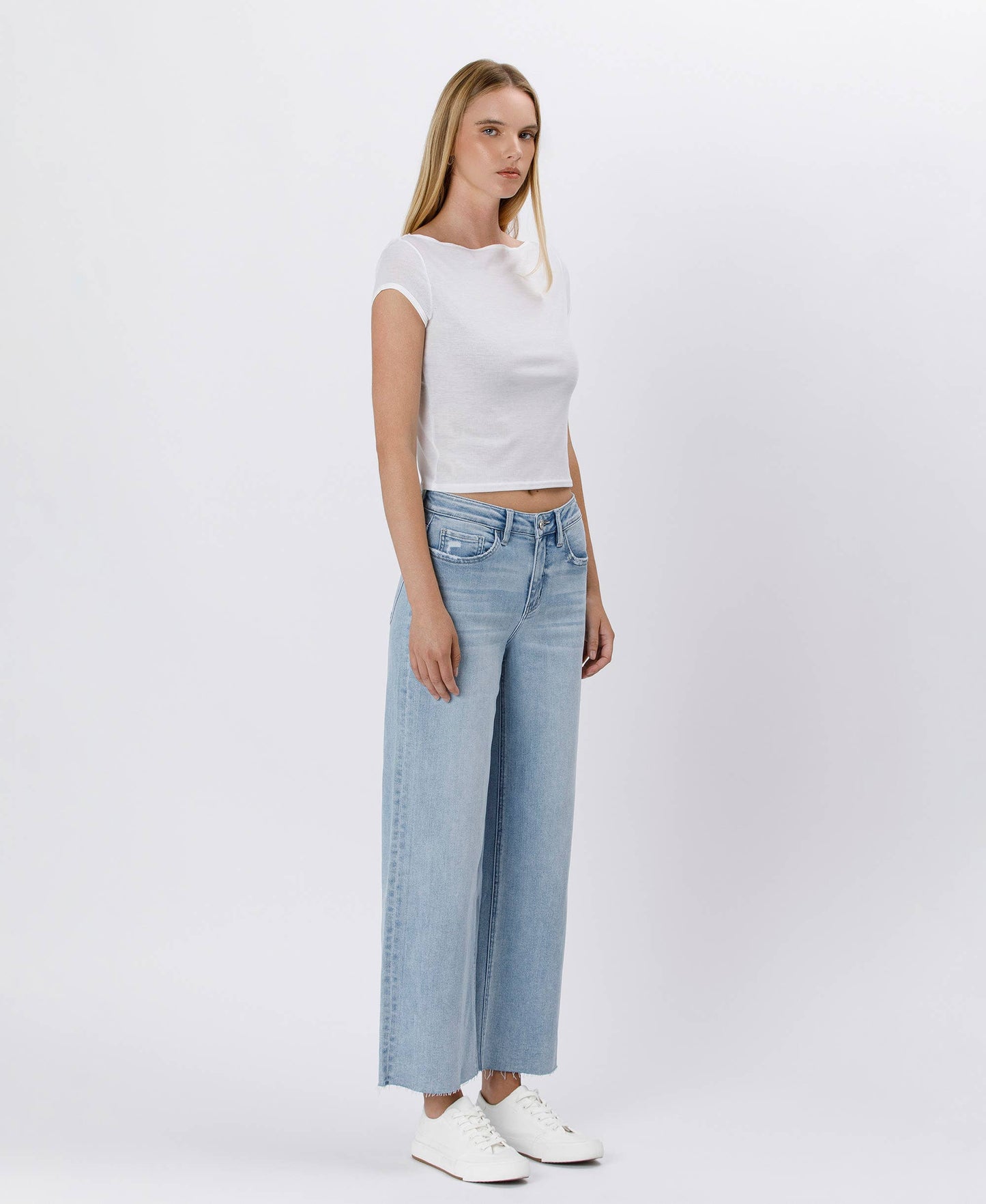 HIGH RISE WIDE LEG JEANS in Vintage Blue