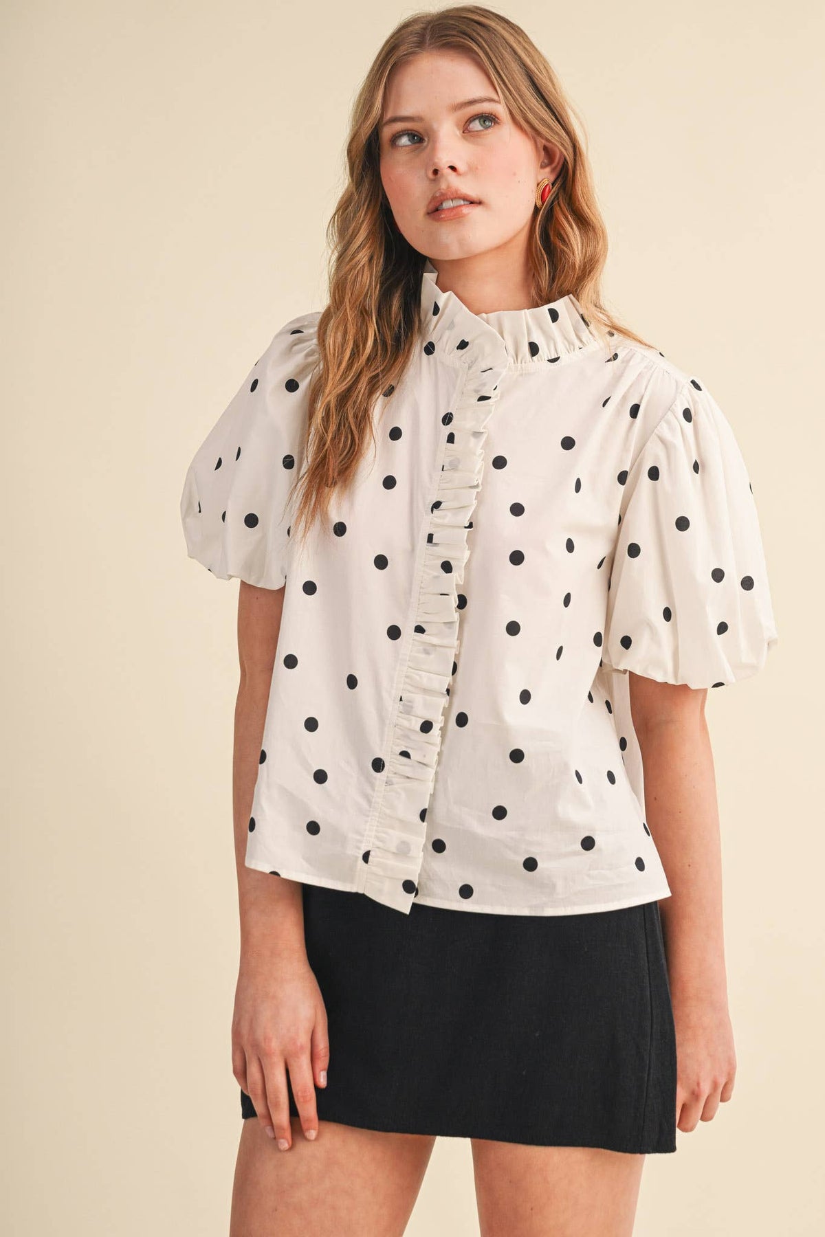POLKA DOT RUFFLED BUTTON DOWN TOP