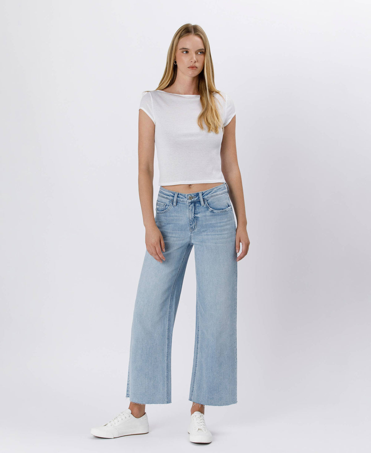HIGH RISE WIDE LEG JEANS in Vintage Blue
