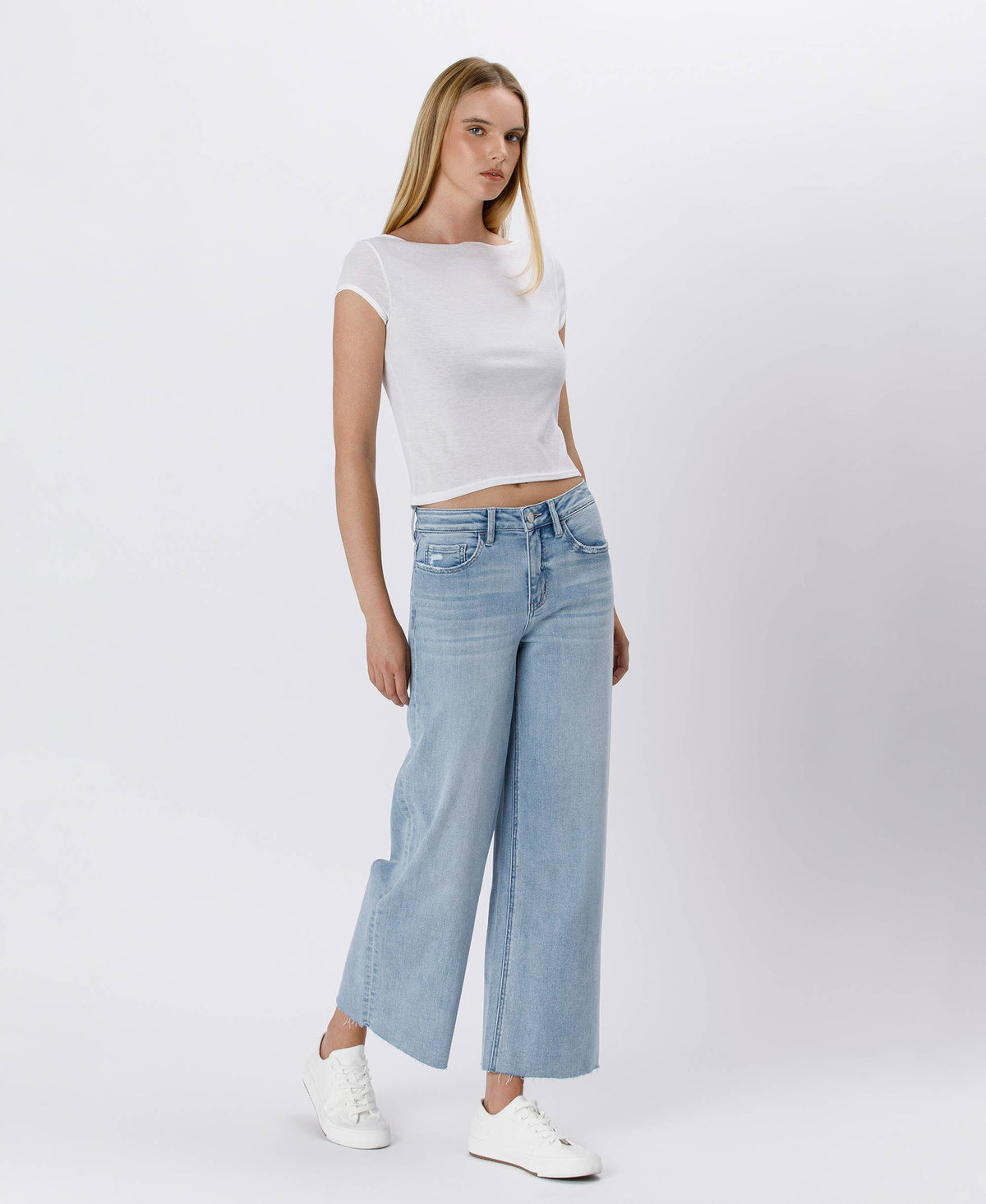 HIGH RISE WIDE LEG JEANS in Vintage Blue