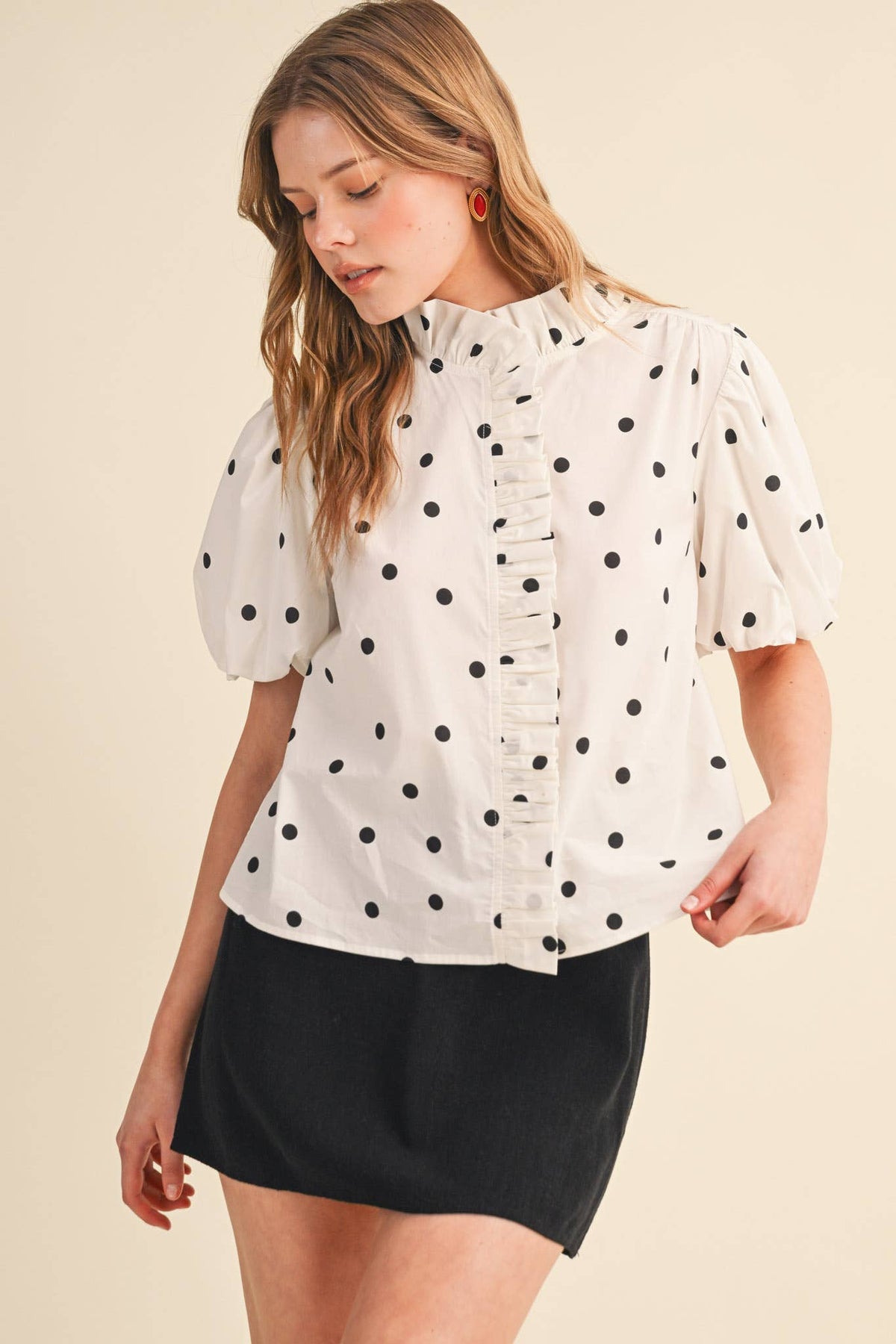 POLKA DOT RUFFLED BUTTON DOWN TOP